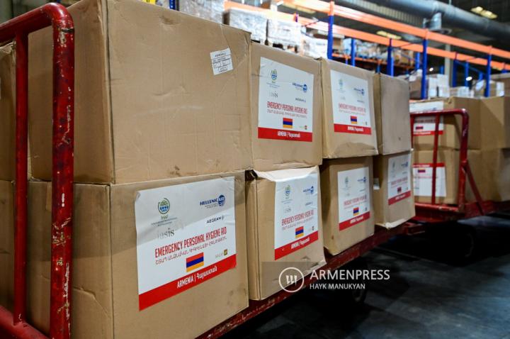 Greece sends humanitarian aid to Armenia for forcibly 
displaced persons of Nagorno-Karabakh