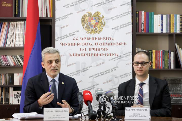 Press conference of Deputy Ministers of Education, Science, 
Culture and Sport Daniel Danielyan and Alfred Kocharyan 