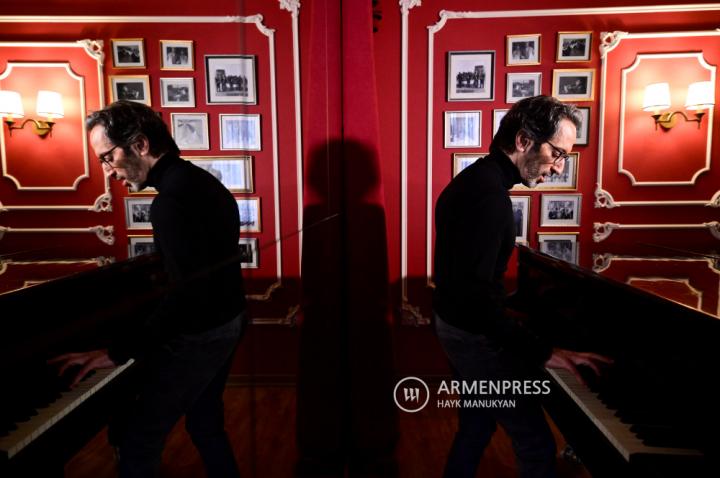 На концерте «Pour to Arménie» будут исполнены лучшие 
песни Шарля Азнавура