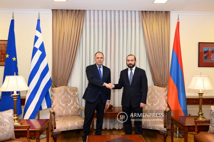 Armenian FM Ararat Mirzoyan meets with visiting Greek 
counterpart George Gerapetritis 