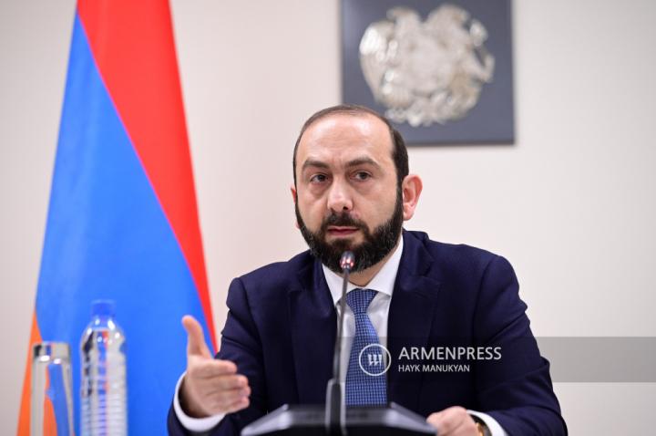 Ermenistan Dışişleri Bakanı Ararat Mrizoyan'ın, 2023 Basın 
toplantısı