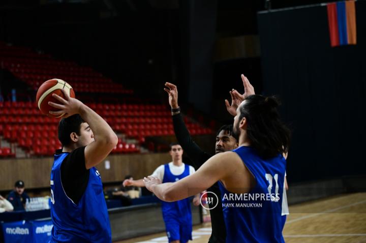 التدريب الأخير لمنتخب أرمينيا لكرة السلة قبل تصفيات كأس 
العالم والمبارة ضد ألبانيا