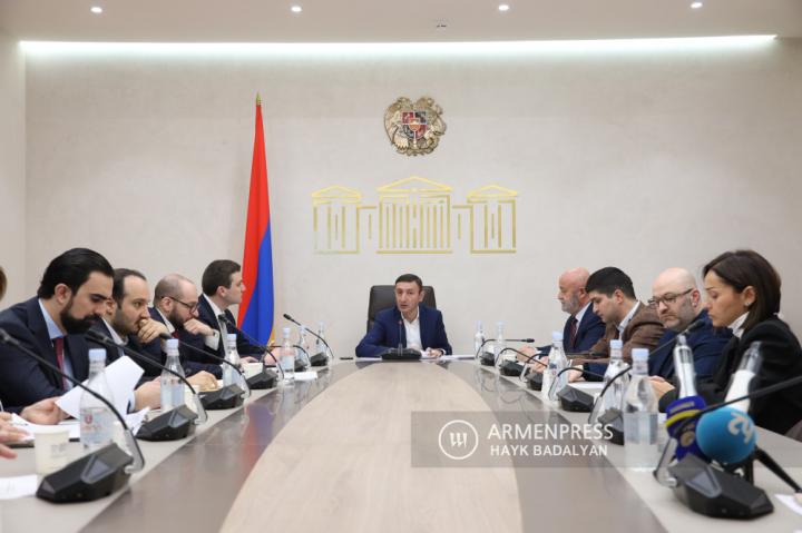 Ermenistan Ulusal Meclisi Ekonomik İşler Daimi Komitesi 
oturumu