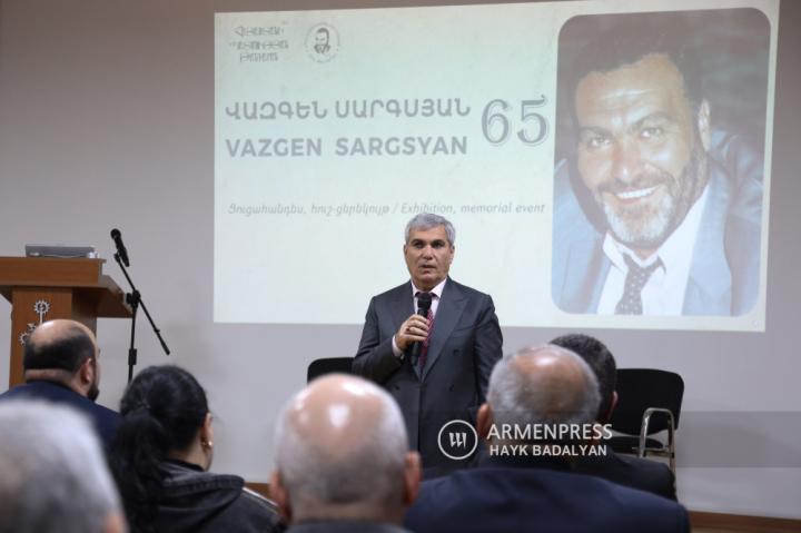 Cérémonie d'inauguration de l'exposition "Vazgen 
Sargsyan-65"