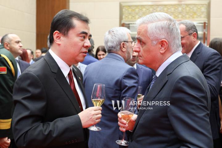 中华人民共和国成立75周年