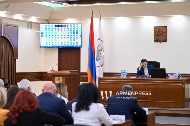 ერევნის საკრებულოს მე-4 სესიის მე-3 სხდომა