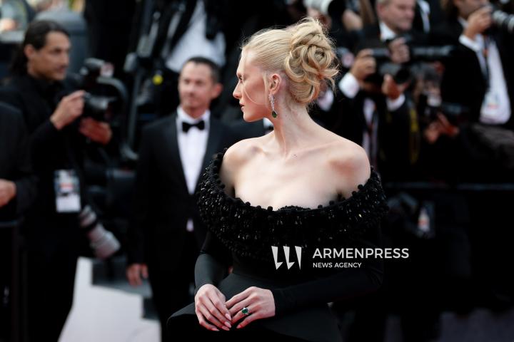 CANNES FRANCE - 18, May, 2025: Cast and crew of "The Phoenician Scheme" attend the red carpet premiere during the 78th Annual Cannes Film Festival at Palais des Festivals. The film, directed by Wes Anderson, features Benicio del Toro, Mia Threapleton, Michael Cera, Riz Ahmed, Mathieu Amalric, Richard Ayoade, Jeffrey Wright, Benedict Cumberbatch, Rupert Friend, Hope Davis, Charlotte Gainsbourg, and Antonia Desplat