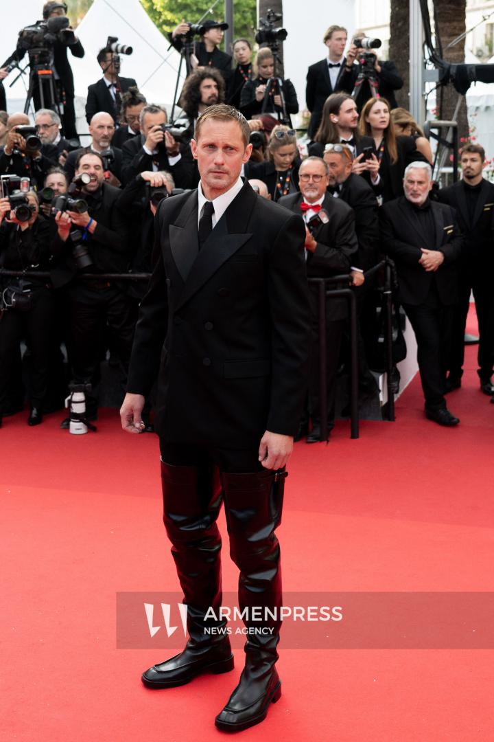 CANNES FRANCE - 18, May, 2025: Cast and crew of "The Phoenician Scheme" attend the red carpet premiere during the 78th Annual Cannes Film Festival at Palais des Festivals. The film, directed by Wes Anderson, features Benicio del Toro, Mia Threapleton, Michael Cera, Riz Ahmed, Mathieu Amalric, Richard Ayoade, Jeffrey Wright, Benedict Cumberbatch, Rupert Friend, Hope Davis, Charlotte Gainsbourg, and Antonia Desplat