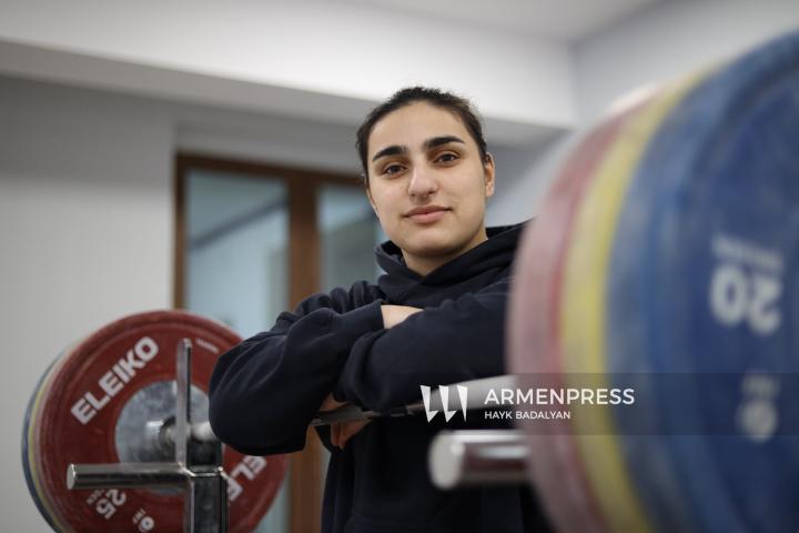 Liana Gyurjyan, member of the Armenian women’s national weightlifting team