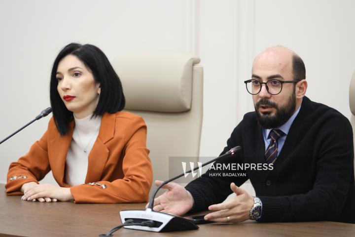 ეროვნული ასამბლეის საპარლამენტო ბრიფინგები