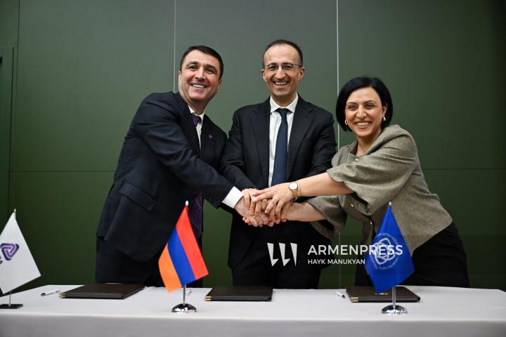 რესპუბლიკური კოლექტიური მეოთხე ხელშეკრულების ხელმოწერის ცერემონია