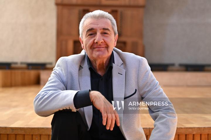 Հայ անվանի դիրիժոր և դաշնակահար Վահագն Պապյանը նշանակվել է Հայաստանի պետական կամերային նվագախմբի գեղարվեստական ղեկավարի և գլխավոր դիրիժորի պաշտոնում