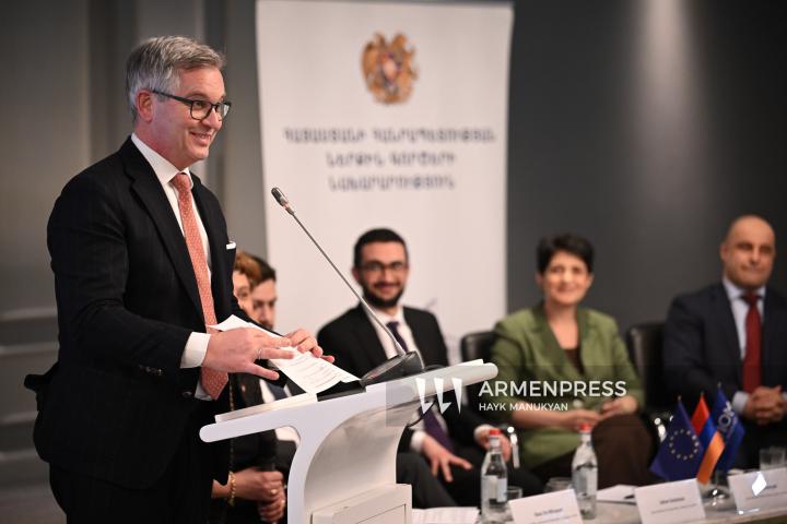 «Վիզաների ազատականացման ուղին. ԵՄ-Հայաստան համագործակցության ամրապնդումը վիզաների ազատականացման գործողությունների ծրագրի իրականացման շրջանակում» պանելային քննարկում