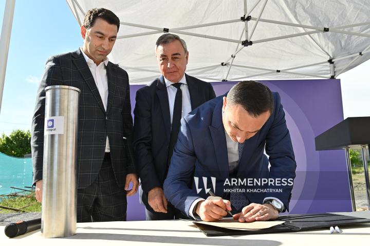 Էդուարդ Մուսայելյան, Արմեն Բալդրյան, Մխիթար Հայրապետյան. «Ինտտեգրալ Սոլյուշնս» տեխնոլոգիական նոր կենտրոնի հիմնարկեքի արարողությունը