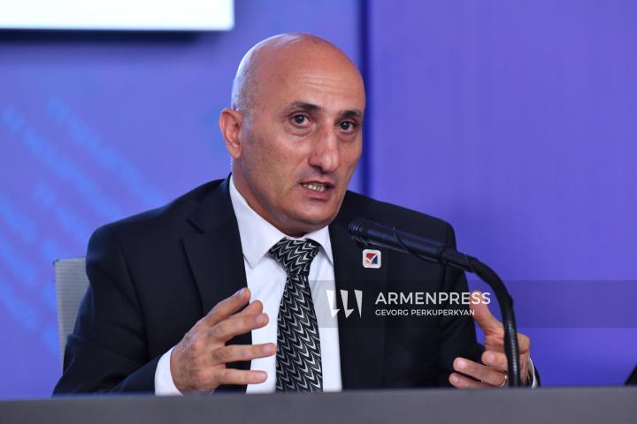 Conferencia de prensa final del presidente de la Comisión Electoral Central