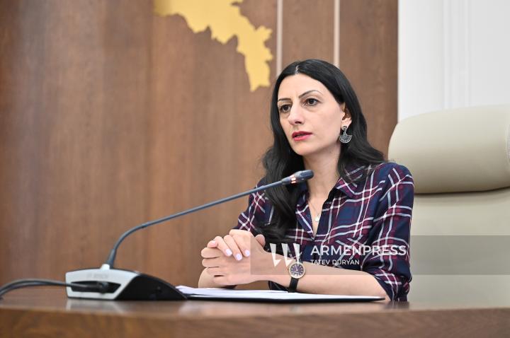 Անահիտ Մանասյան