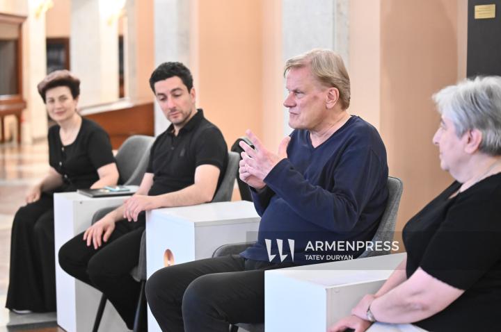Արմինե Մաժինյան, Սերգեյ Խաչատրյան, Շտեֆան Վիլլիխ