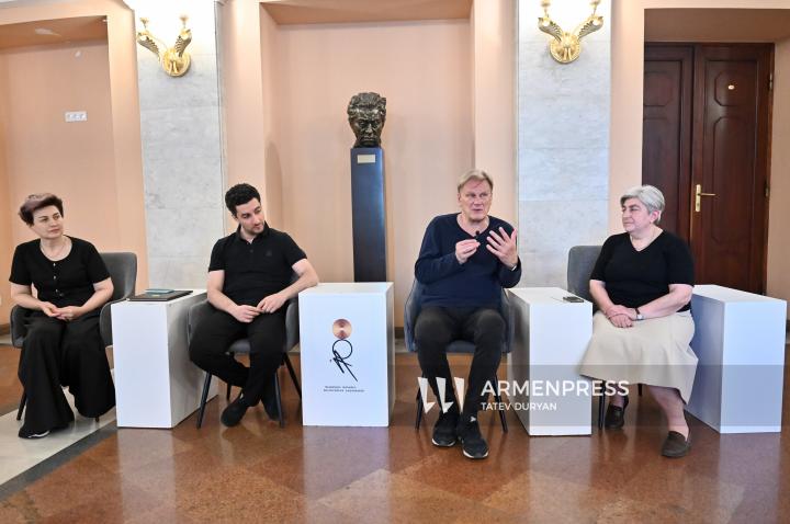 Արմինե Մաժինյան, Սերգեյ Խաչատրյան, Շտեֆան Վիլլիխ