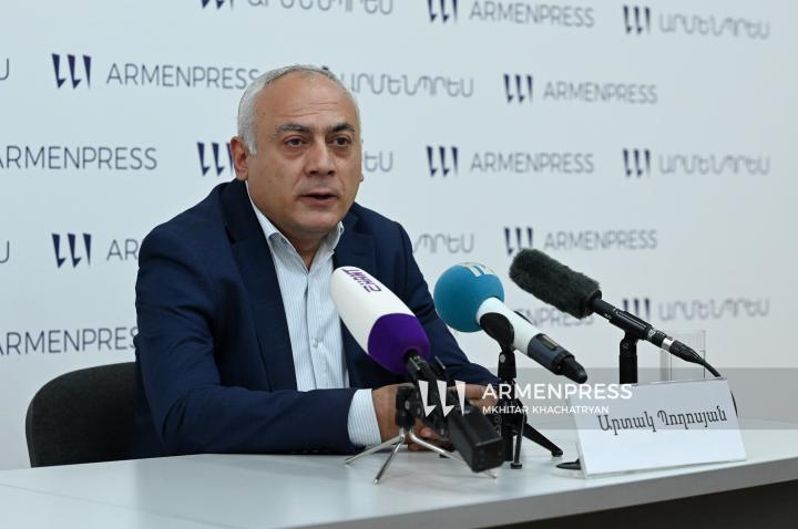 Արտակ Պողոսյան
