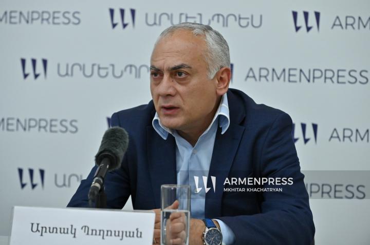 Արտակ Պողոսյան