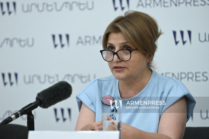 Նունե Մանուկյան