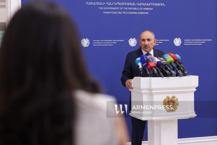 Başbakan Nikol Paşinyan'ın brifingi