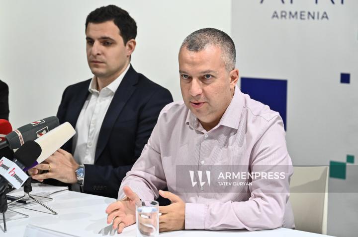 Սերգեյ Մելքոնյան, Բենիամին Պողոսյան