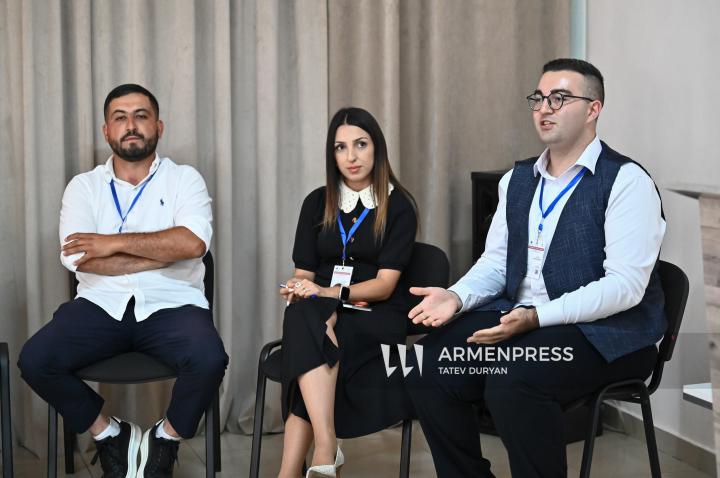 Երիտասարդության միջազգային օրվա շրջանակում «Տարբեր միջավայրեր, ընդհանուր ձգտումներ» թեմայով պանելային քննարկում