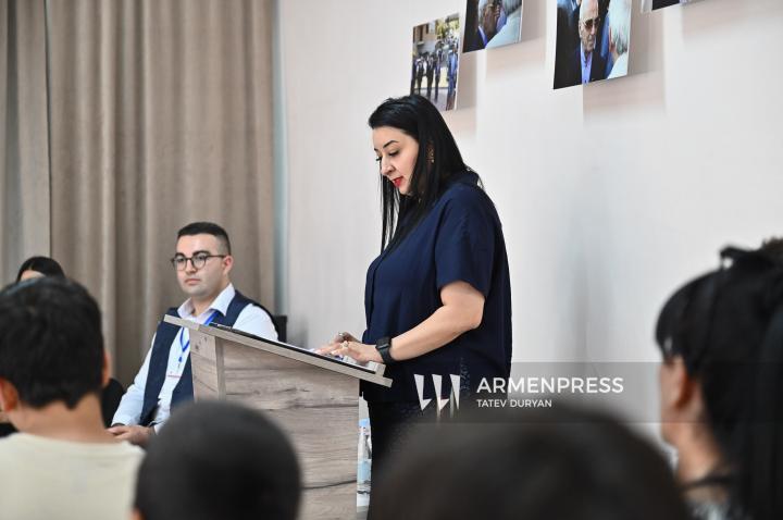 Երիտասարդության միջազգային օրվա շրջանակում «Տարբեր միջավայրեր, ընդհանուր ձգտումներ» թեմայով պանելային քննարկում