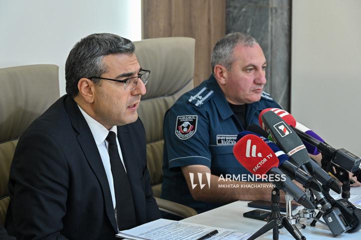 Արմեն Մկրտչյան, Արամ Ղազարյան