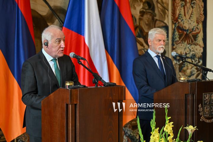 Վահագն Խաչատուրյան, Պետր Պավել