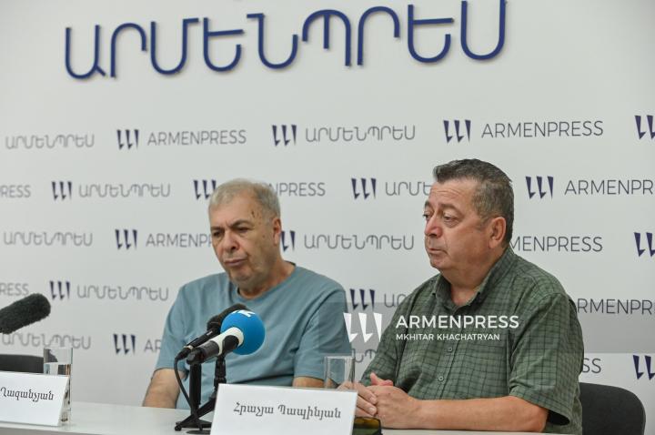 Հակոբ Ղազանչյան, Հրաչյա Պապինյան