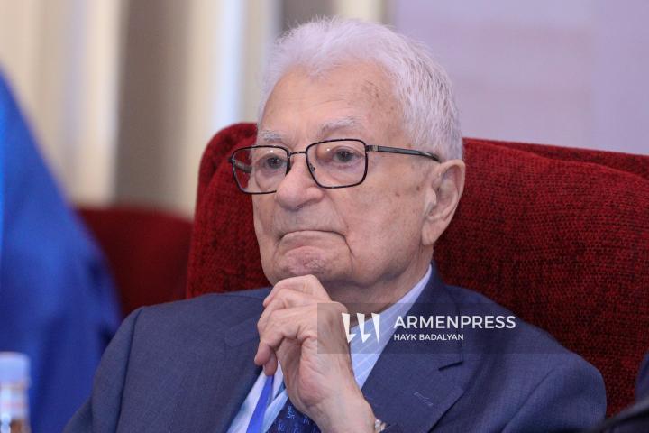 «Արհեստական բանականությունը գիտության և արդյունաբերության մեջ․ հնարավորություններ և մարտահրավերներ» թեմայով կլոր սեղան քննարկում