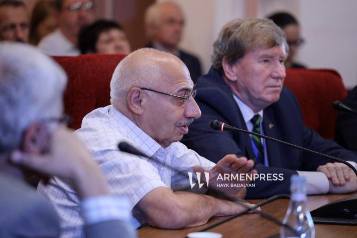 «Արհեստական բանականությունը գիտության և արդյունաբերության մեջ․ հնարավորություններ և մարտահրավերներ» թեմայով կլոր սեղան քննարկում