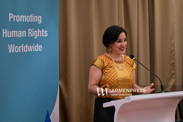 «Գենդերային հավասարության, կենսաբազմազանության և COP17-ի վերաբերյալ ազգային երկխոսություն» վերտառությամբ քննարկում