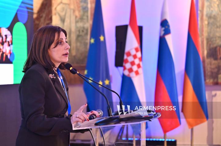 Անահիտ Ավանեսյան