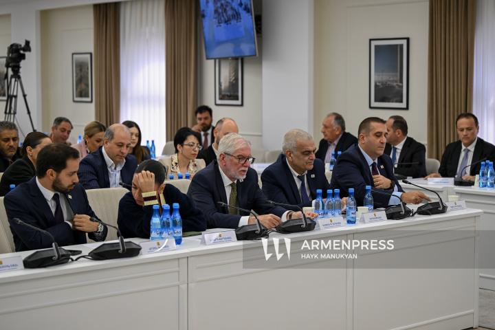 Երևան քաղաքի ավագանու 7-րդ նստաշրջանի 2-րդ նիստը