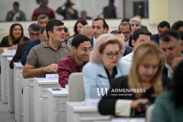 Երևան քաղաքի ավագանու 7-րդ նստաշրջանի 2-րդ նիստը