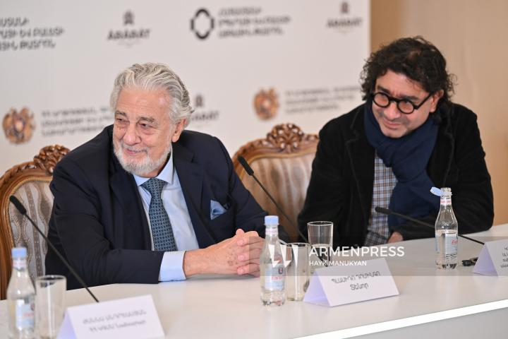 Պլասիդո Դոմինգո, Կարեն Դուրգարյան