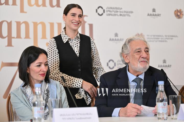 Ժաննա Անդրեասյան, Հասմիկ Գրիգորյան, Պլասիդո Դոմինգո