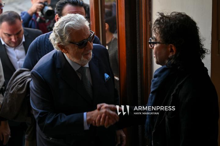 Պլասիդո Դոմինգո, Կարեն Դուրգարյան