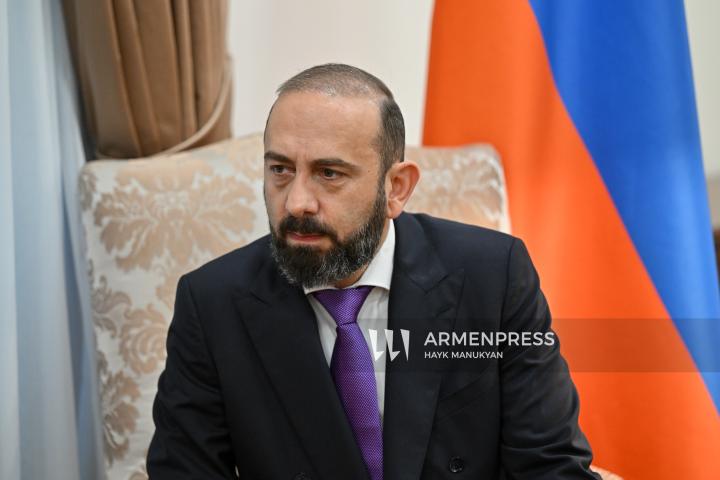Արարատ Միրզոյան