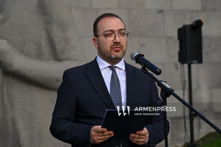 Մատենադարանի այգու հիմնարկեքի արարողությունը