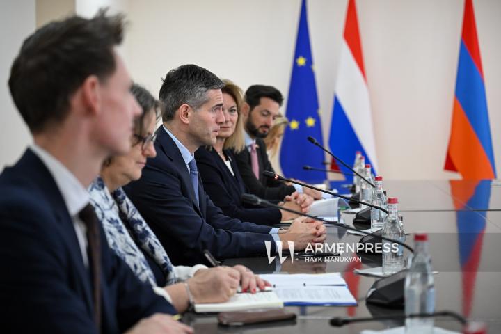 ՀՀ ԱԳՄԱ նախարար Արարատ Միրզոյանի և Նիդեռլանդների Թագավորության ԱԳ նախարար Թոմ Բերենդսենի տետ-ա-տետ և ընդլայնված կազմով հանդիպումները