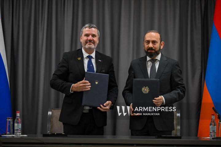 Տոնե Կայզեր, Արարատ Միրզոյան