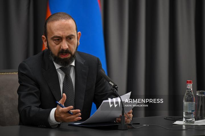 Արարատ Միրզոյան