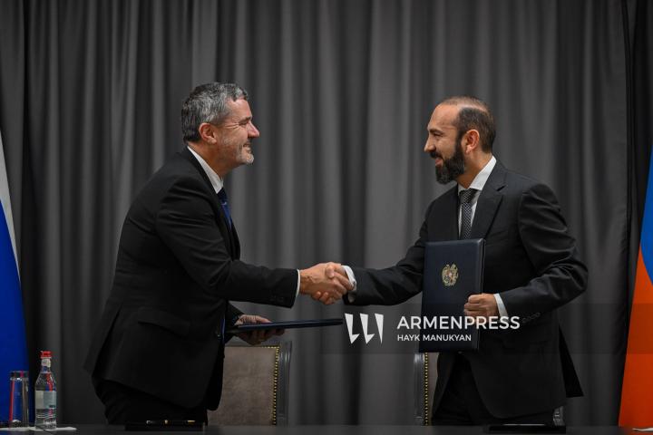 Տոնե Կայզեր, Արարատ Միրզոյան