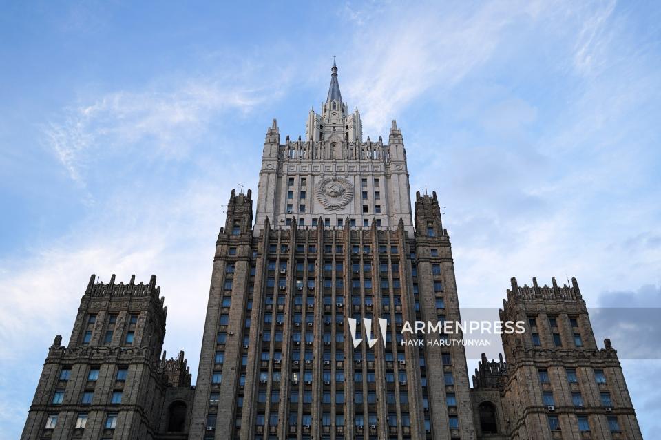 Moskova, Bakü ve Yerevan'ı savaş retoriğinden kaçınmaya ve karşılıklı kabul edilebilir çözümler bulmaya çağırıyor