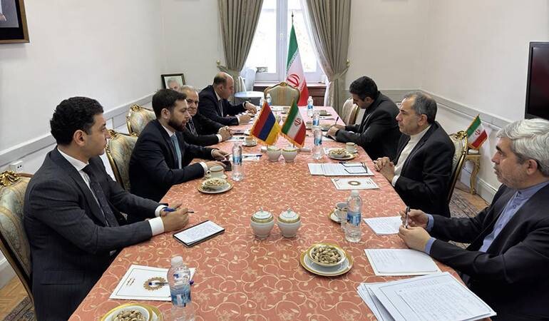 Armenian, Iranian Deputy Foreign Ministers highlight mutual respect for foreign policy priorities