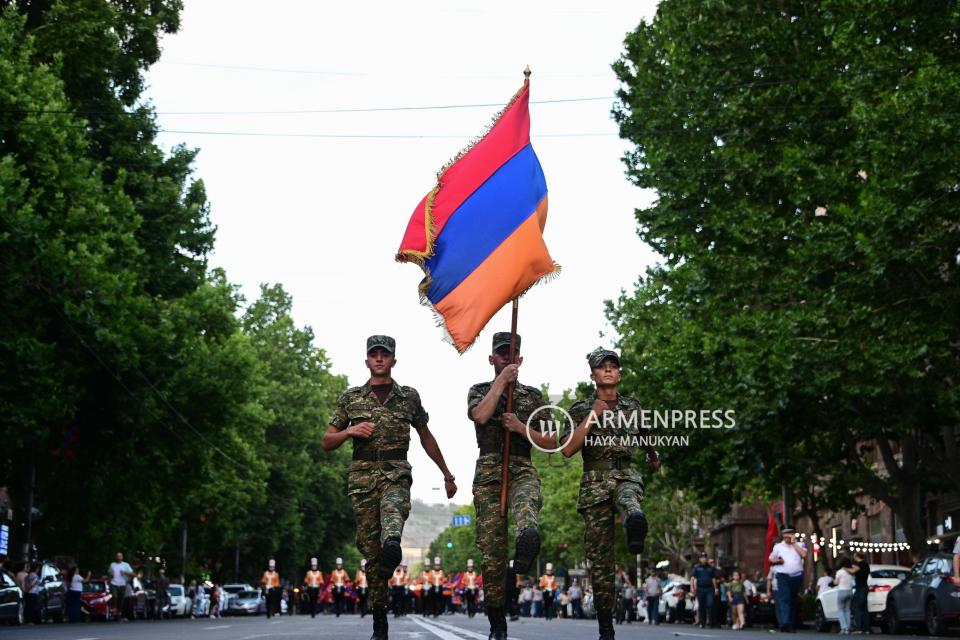 Proyecto de ley sobre modificación del himno nacional de Armenia fue aprobado en primera lectura